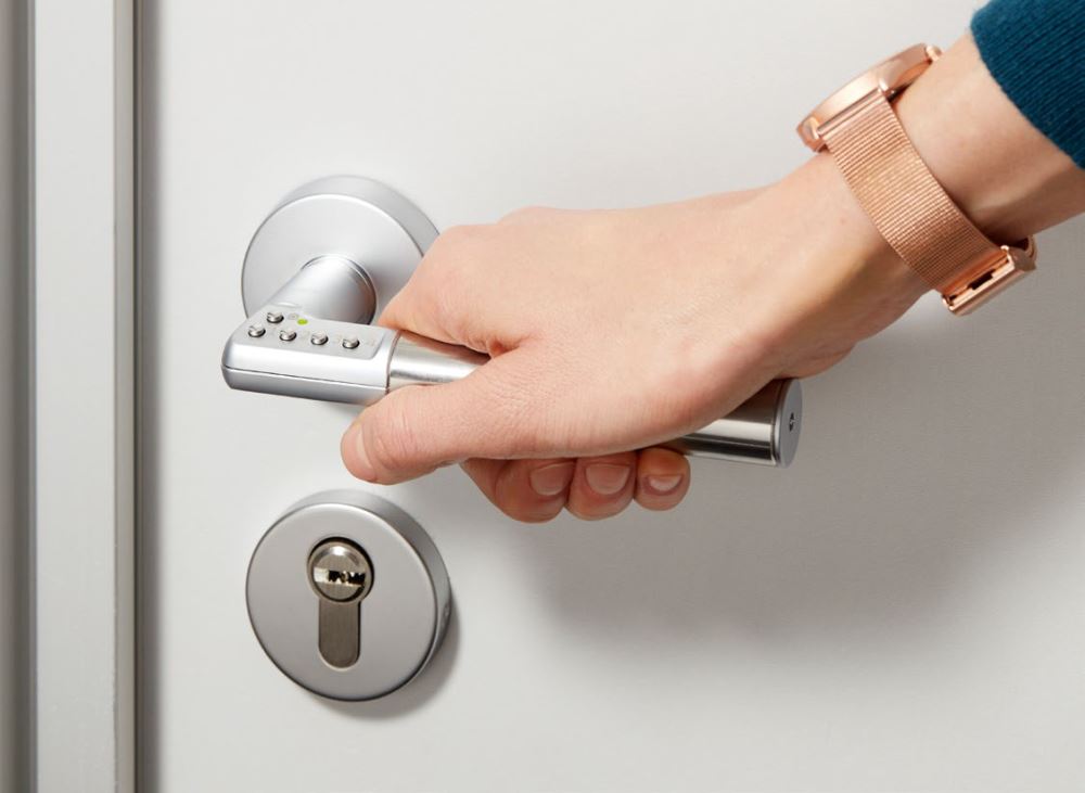 ASSA ABLOY 8812 8 DEURKRUK OP ROZET MET CODE